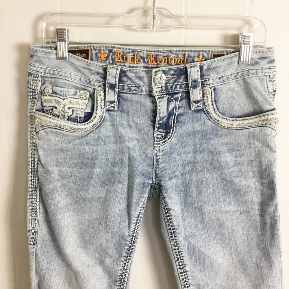 Rock Revival Capri Kaitlyn Cropped Pants Light Wash - Picture 3 of 4